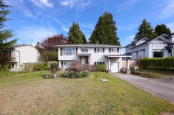 11415 72a Avenue Delta, BC V4C 1A7