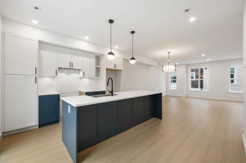 19-7716 207 Street, Langley, BC 