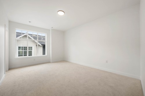 19-7716 207 Street, Langley, BC 