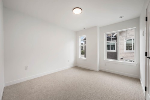 19-7716 207 Street, Langley, BC 