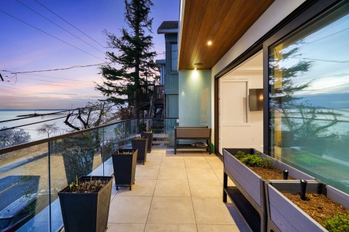 15377 Marine Drive, White Rock, BC 