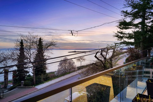 15377 Marine Drive, White Rock, BC 