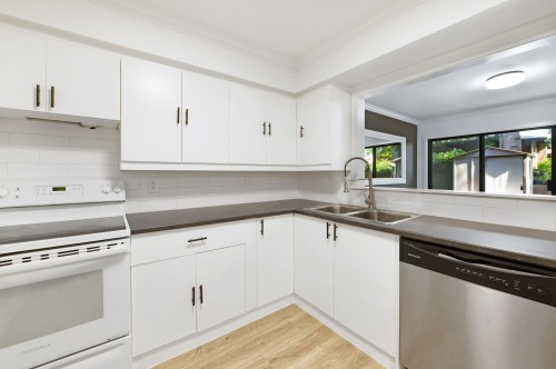 310-10620 150 Street  Surrey, BC V3R 7R9