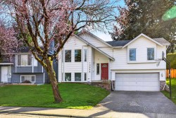 13908 80b Avenue Surrey, BC V3W 9B4