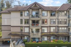 315-33318 E Bourquin Crescent Abbotsford, BC V2S 0A6