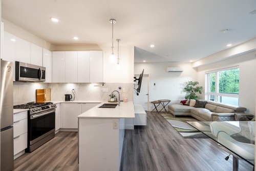 B315-8447 202 Street, Langley, BC 
