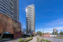 1806-13318 104 Avenue Surrey, BC V3T 0R2