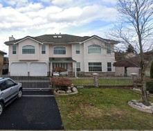 13839 91 Avenue Surrey, BC V3V 7K4