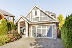 278 174a Street Surrey, BC V3Z 6R9