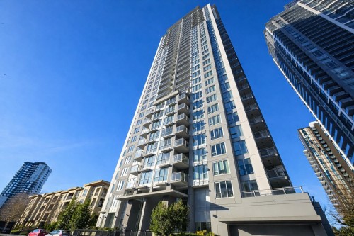 1508-13325 102a Avenue  Surrey, BC V3T 0J5