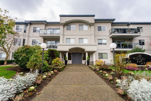 104-1441 Blackwood Street  White Rock, BC V4B 3V6