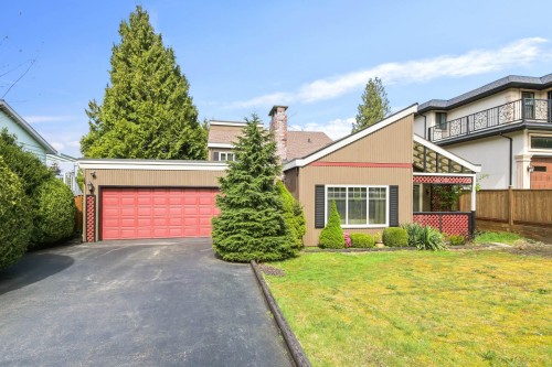 20123 49a Avenue  Langley, BC V3A 3S2