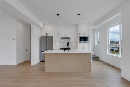 19-30501 Robin Drive  Abbotsford, BC V2T 6Y5