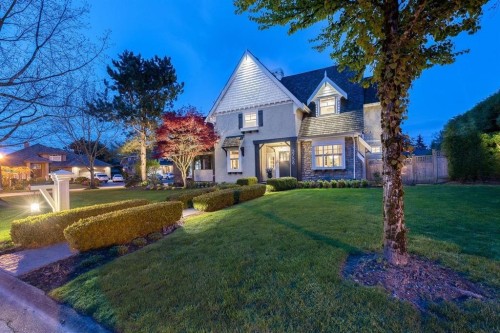 3758 Devonshire Drive, Surrey, BC 