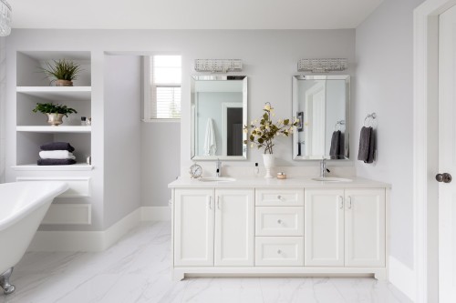 3758 Devonshire Drive, Surrey, BC 