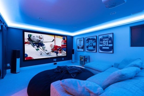 3758 Devonshire Drive, Surrey, BC 