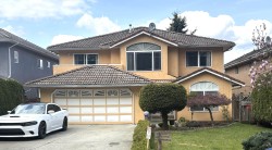 11903 98 Avenue Surrey, BC V3V 8B3