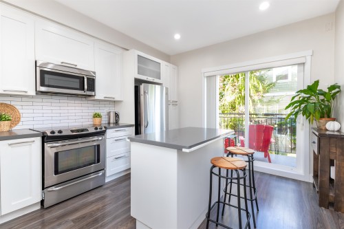 6-20966 77a Avenue  Langley, BC V2Y 0K9