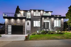 12682 78 Avenue Surrey, BC V3W 2X7