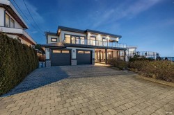 1040 Lee Street  White Rock, BC V4B 4P1