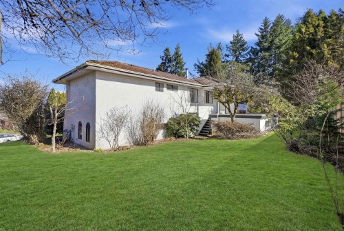 8841 Delmonte Crescent, Delta, BC 