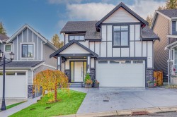 18-4581 Sumas Mountain Road Abbotsford, BC V3G 0H3