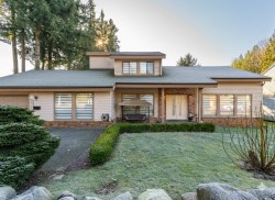 16566 80 Avenue Surrey, BC V4N 0H3