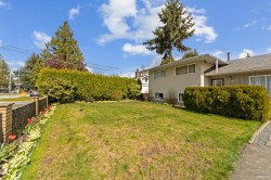 10962 145a Street Surrey, BC V3R 3S4