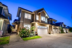 35-3363 Rosemary Heights Crescent Surrey, BC V3Z 0X8