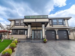 7078 126a Street Surrey, BC V3W 6G3