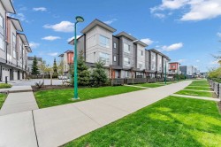 13-18887 72a Avenue Surrey, BC V4N 6W4