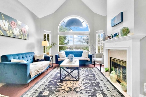 314-7151 121 Street  Surrey, BC V3W 0E7