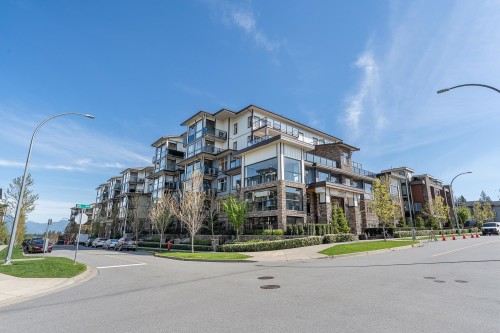 109-20367 85 Avenue  Langley, BC V2Y 3R1