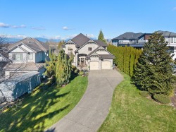 18265 Claytonhill Drive  Surrey, BC V3S 7N5