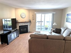 317-15875 Marine Drive  White Rock, BC V4B 5J2
