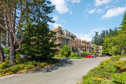 214-1760 Southmere Crescent Crescent  Surrey, BC V4A 6E5