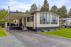 18-2120 King George Boulevard Surrey, BC V4A 6Y8