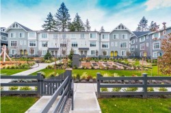 61-16678 25 Ave Surrey, BC V2Z 0Z2