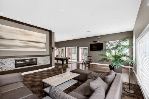 F101-20211 66 Avenue, Langley, BC 