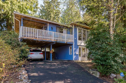 10544 Suncrest Drive  Delta, BC V4C 2N5