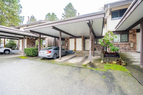 239-7447 140 Street  Surrey, BC V3W 6G5