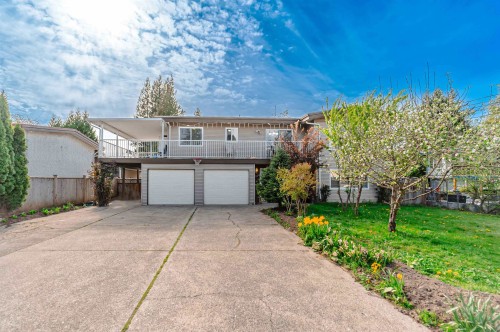 3095 Royal Street  Abbotsford, BC V2T 2J1