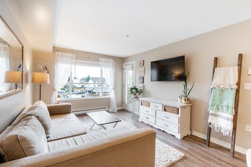 313-5465 203 Street  Langley, BC V3A 9L8