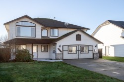 34732 7th Avenue Abbotsford, BC V2S 8C4