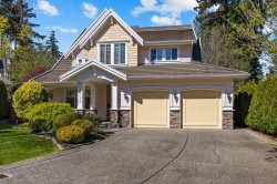 14059 33b Avenue Surrey, BC V4P 3P6