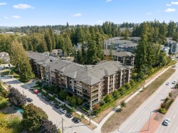 404-14588 Mcdougall Drive Surrey, BC V4P 0H1