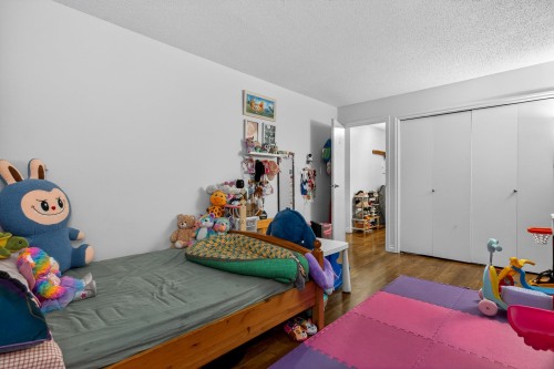 G08-10698 151A Street, Surrey, BC 