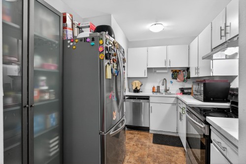G08-10698 151A Street, Surrey, BC 
