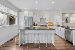 16447 24 Avenue Surrey, BC V3Z 0V8