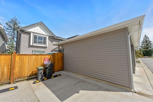20520 76A Avenue, Langley, BC 